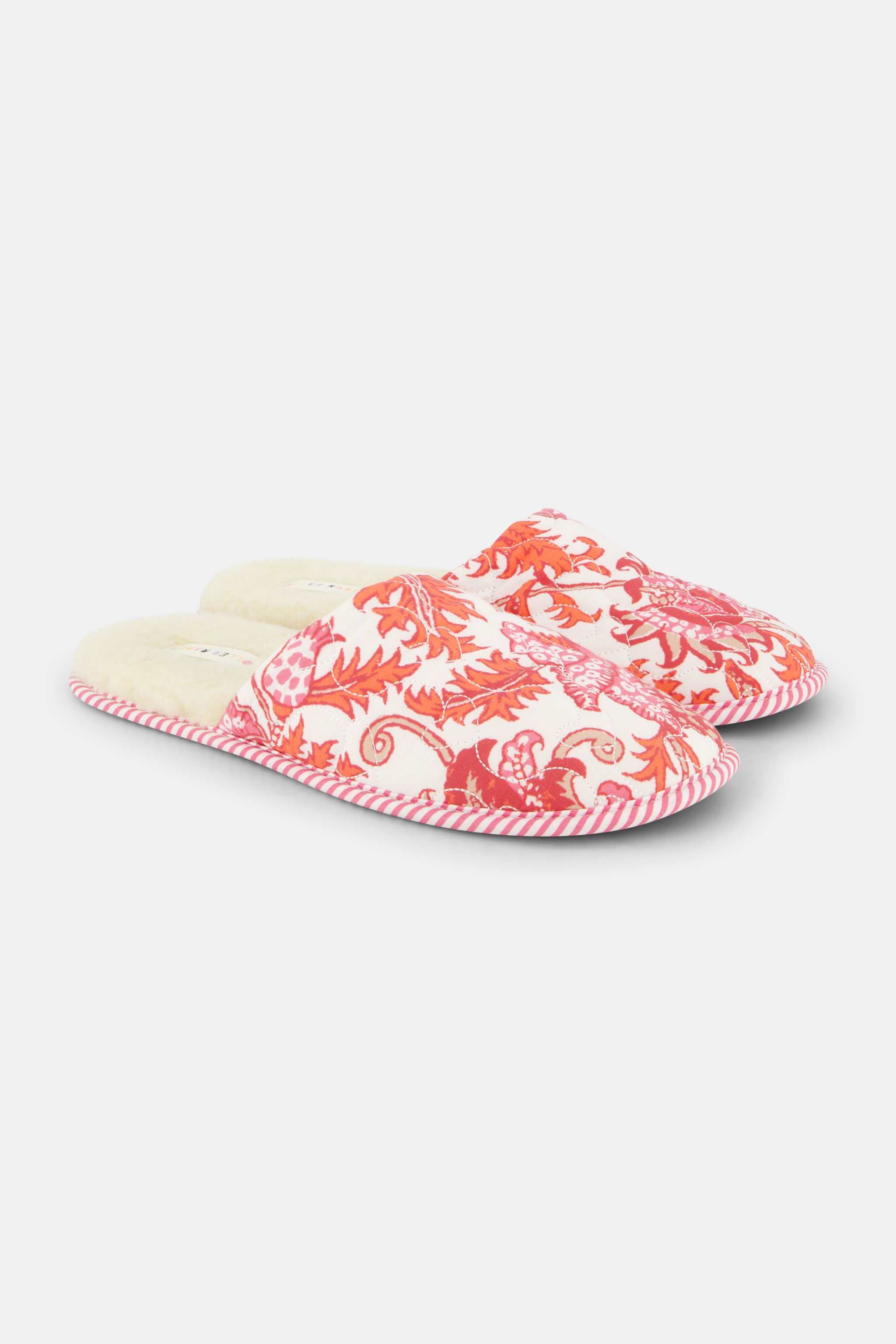 Cozy Amanda Quilted Slippers for Indoor Comfort