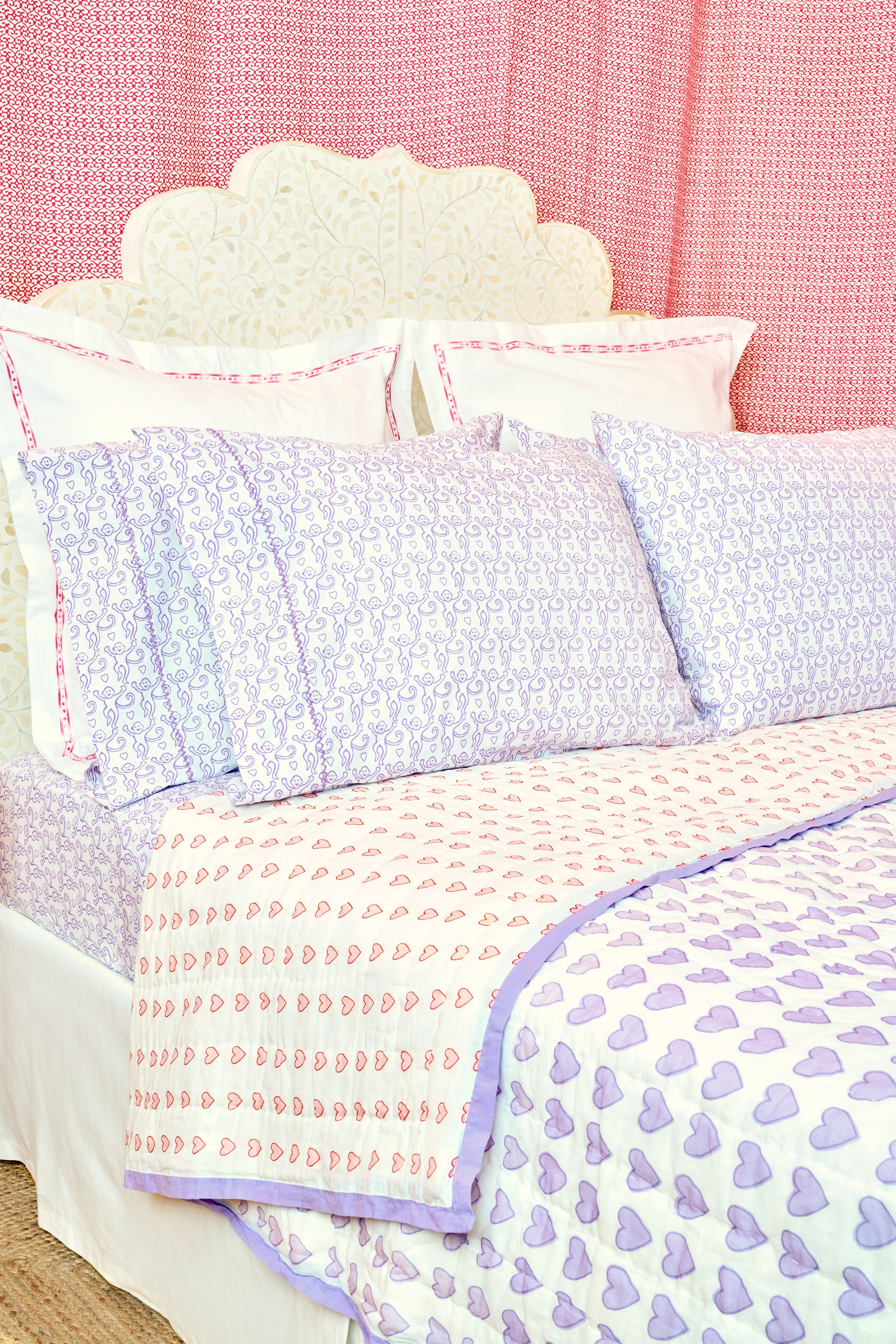 Reversible Heart-Pattern Quilt for Cozy Comfort