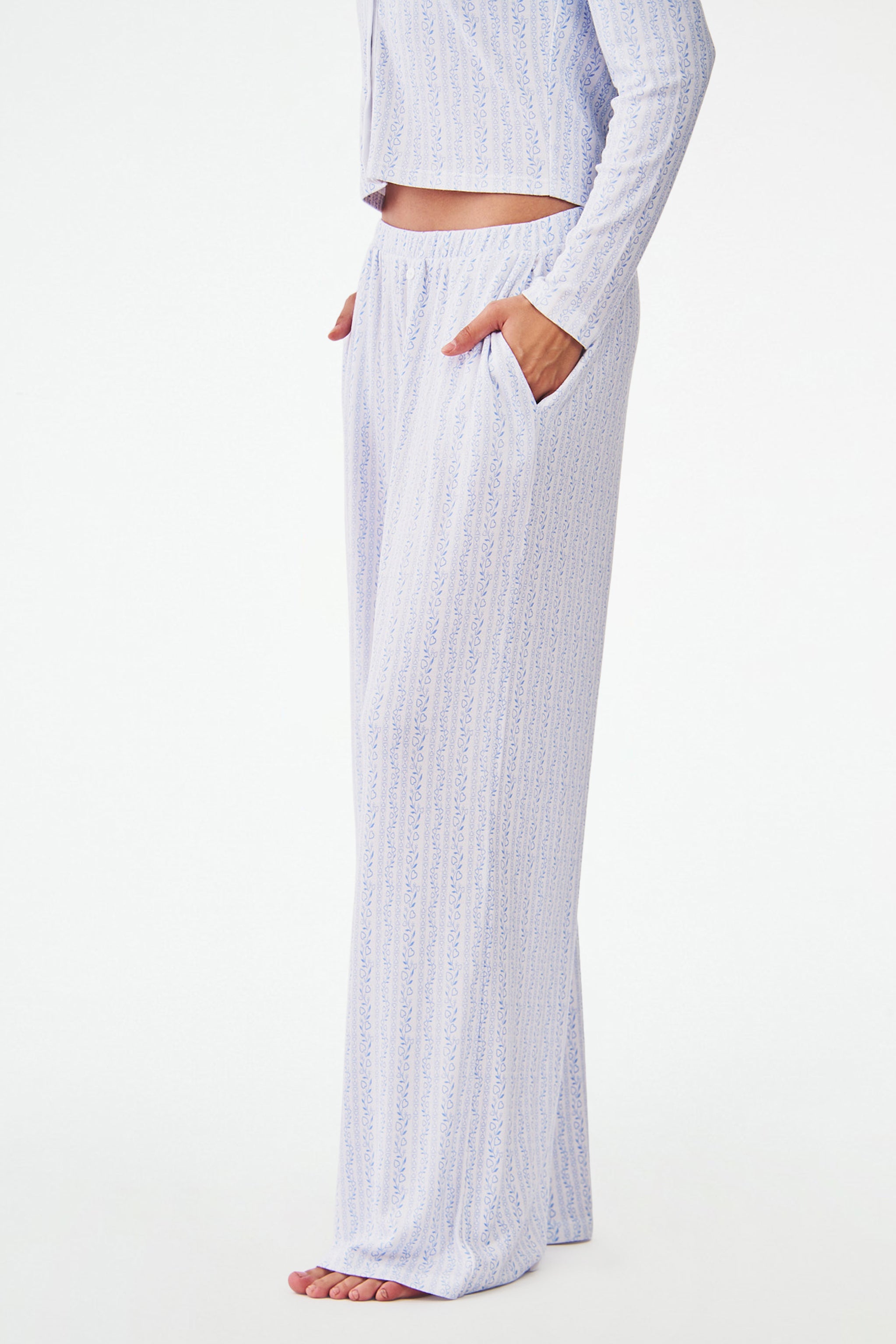 Boden Hearts Vine Pants – Stylish & Comfortable
